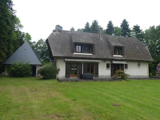 Maison Pont L Eveque, 158 m², 4 ch dt 1 en rdc, double garage, 7
