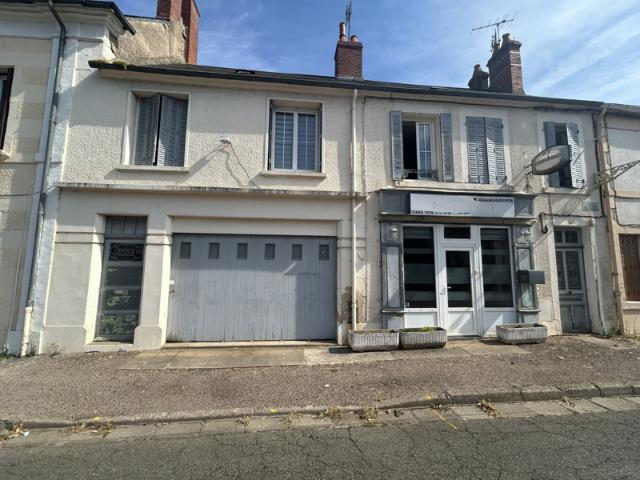MAISON POSSIBILITE DE CHAMBRES D'HOTES AU COEUR DE PREMERY
