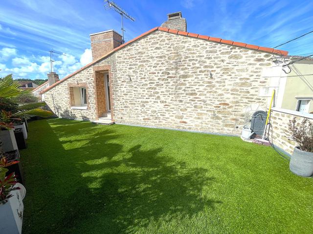 Maison Passay 4 pièce s 93 m2