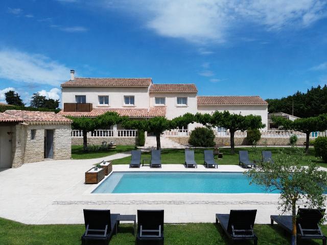 Maison Pernes Les Fontaines 346 m2 346m² Pernes les Fontaines