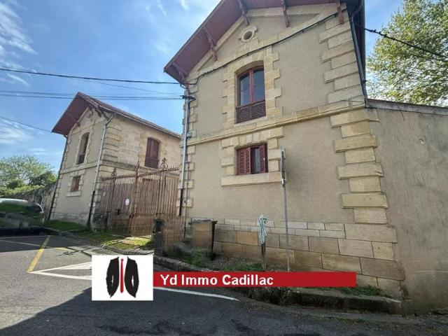 MAISON PIERRE DE CARACTERE CENTRE VILLE CADILLAC
