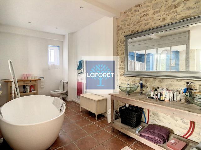 Maison Pierre, Jardin, piscine. 206m² Blaye