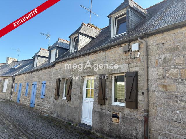 Maison pierre typique du coeur du village