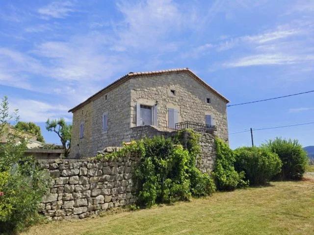 MAISON PIERRE