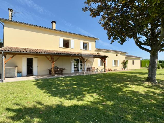 Maison Pineuilh 7 pièce s 165 m2
