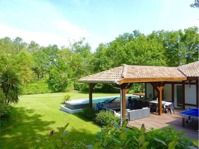Maison piscine et jacuzzi 7 pièce s 203 m2 203m² Moliets et Maa