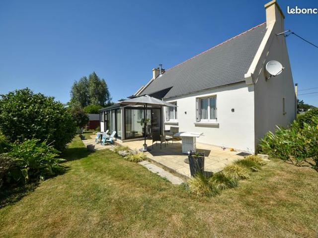 Maison plain pied 4 chambres | Terrain clos 1100 m² | Proche Bourg