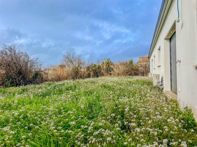 Maison plain pied 4 pièces de 76m2 sur une parcelle de 330m2 76m² Marseillan
