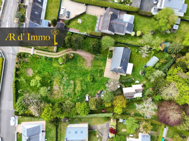 Maison plain pied 72 m2 terrain constructible 2 850 m2 ? Fort potentiel