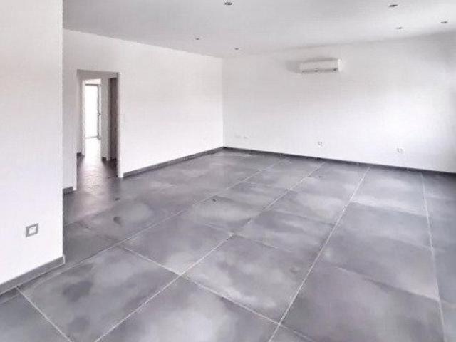 Maison plain pied 72M2, 2 chambres, parking, jardin
