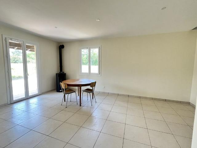 Maison Plain pied 75 m² Garage jardin