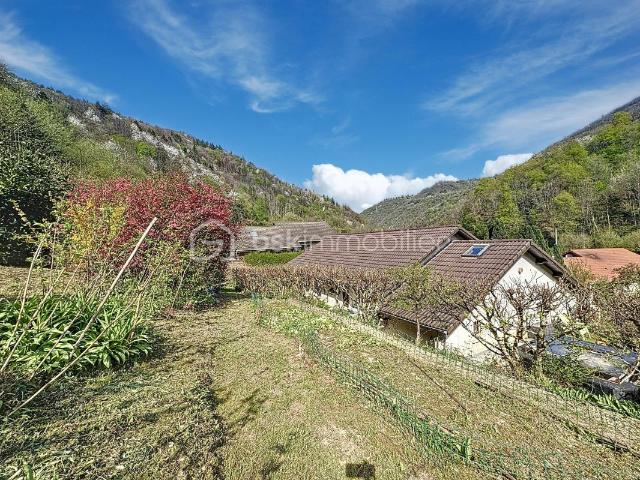 Maison plain pied 94 m² • 3 chambres • Sonnant d’Uriage • Calme absolu