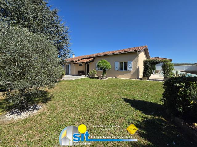 Maison plain pied 134 m2 4 chambres Piscine Terrain 1 087 m2 Clonas sur Varèze