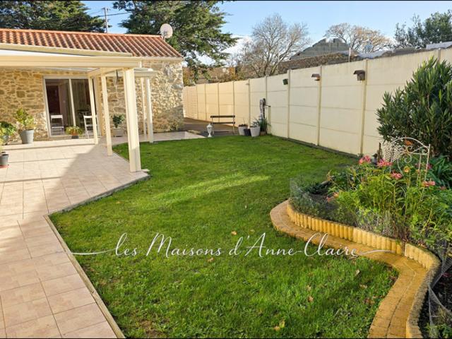 Maison plain pied 150 m2 parfaitement entretenue/ 3 chamb