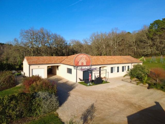 Maison plain pied 160m², 5 chambres, proche Bergerac