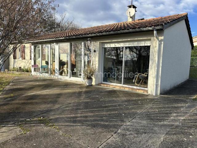 MAISON PLAIN PIED 3 CHAMBRES VERANDA JARDIN