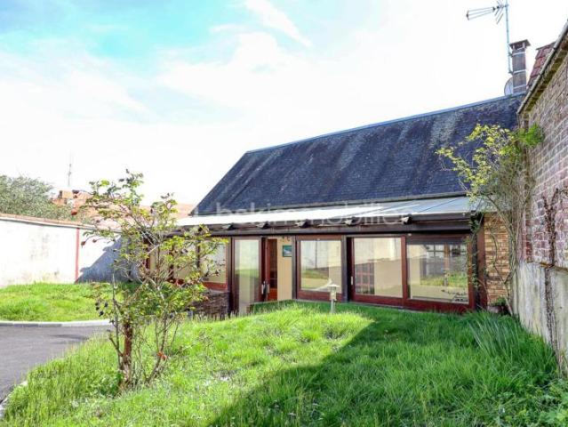 Maison plain pied à rénover 94 m² 2 ch Garage & Véranda Saint Omer en Chaussée