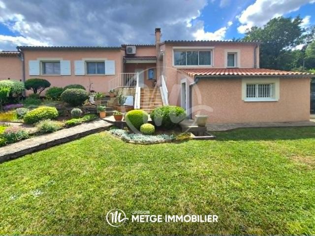 maison plain pied aux Mages