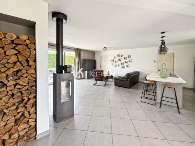 MAISON PLAIN PIED AVEC DOUBLE GARAGE