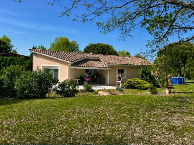 Maison plain pied avec local indépendant de 106 m² sur superbe parc de 10 000 m² – Birac sur Trec 47