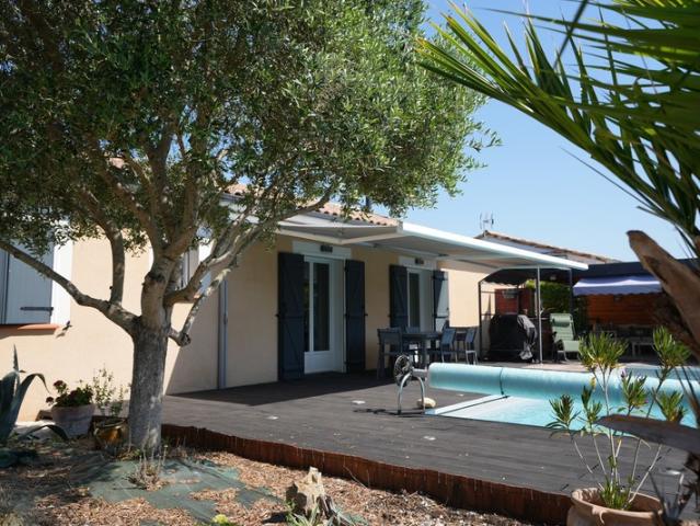 Maison plain pied avec piscine. 1h de Bordeaux, 3h de Paris