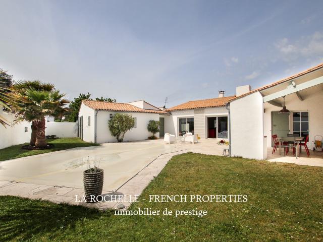 MAISON PLAIN PIED AVEC PISCINE LA FLOTTE ILE DE RÉ