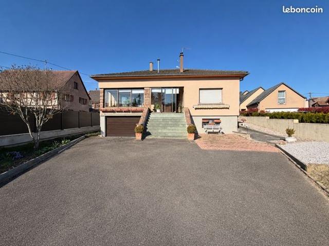 Maison plain pied avec sous sol complet et fort potentiel