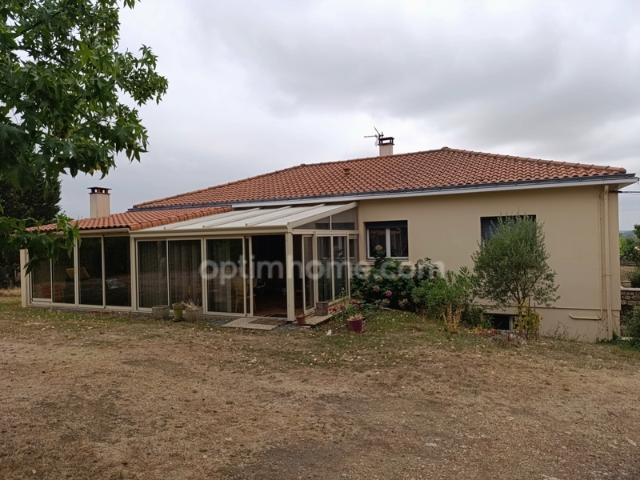 Maison plain‑pied avec sous‑sol et grand terrain, Grissais