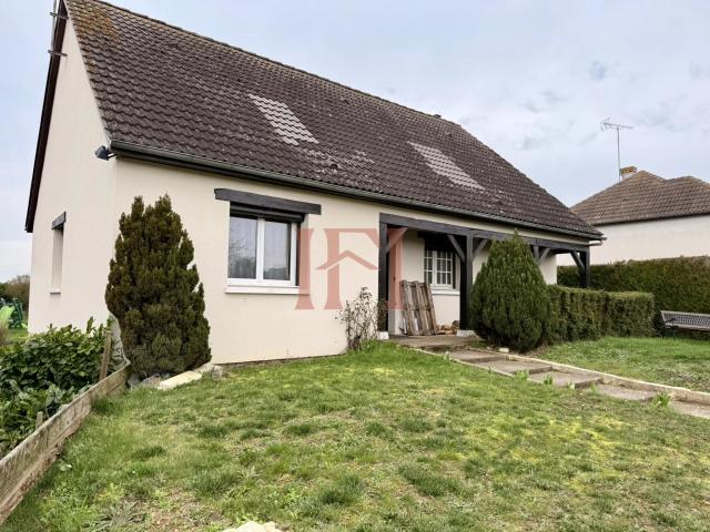 MAISON PLAIN PIED FAMILIALE AVEC SOUS SOL COMPLET ET SON JAR