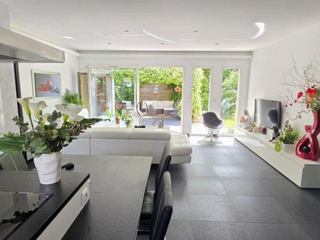 Maison plain pied moderne | Terrasse et jardin calme | Soual centre