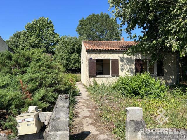 MAISON PLAIN PIED PROCHE DE TOUS COMMERCES