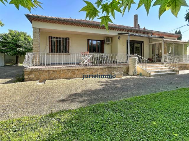 Maison plain pied quartier calme Mondragon