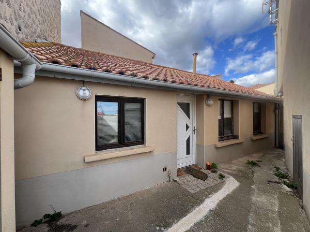 MAISON PLAIN PIED QUARTIER PORT