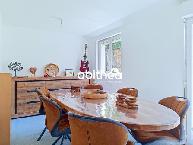 MAISON PLAIN PIED RENOVATION COMPLETE 82 M2 + 2 CHAMBRES
