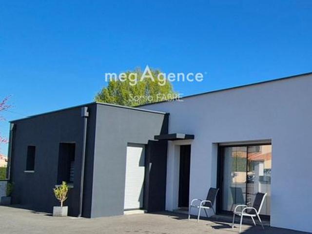 Maison Plain pied récente SAINT LEGER LES VIGNES