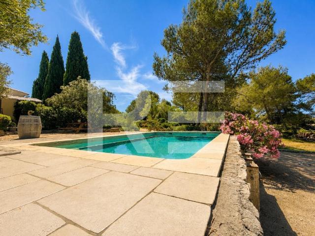 Maison Planette Terre De Rouviere 103M2 3 Chambres 102m² Nîmes