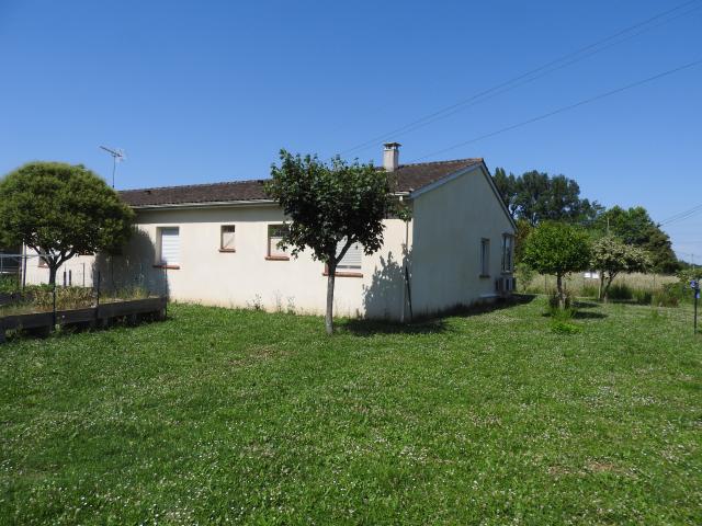 Maison plein pied 120m2 à Moissac 82