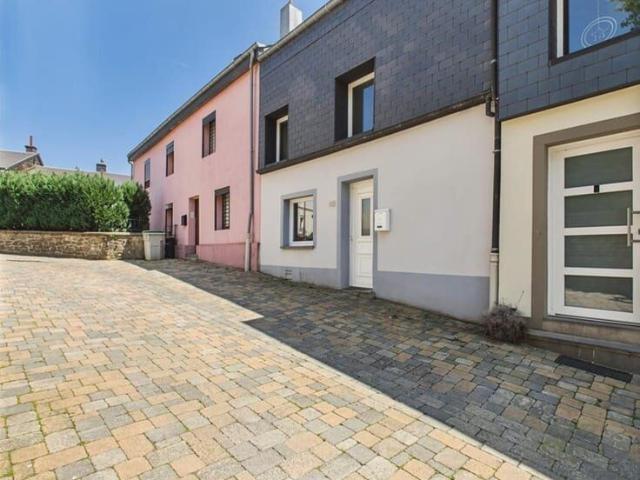 Maison pleine de charme en plein centre de Neufchâteau