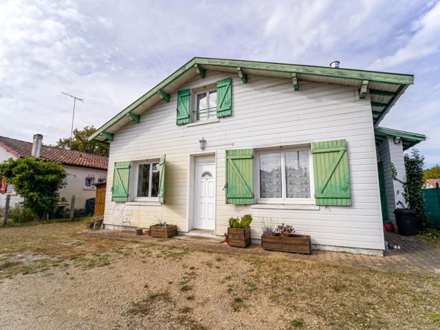 Maison pleine de potentiel à Parentis en Born !