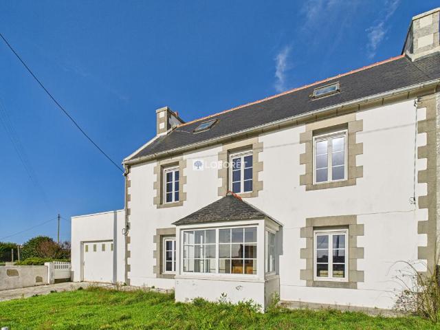 Maison Plogoff 5 pièces 106 m2