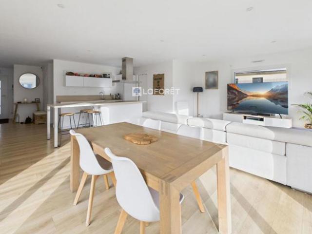 Maison Plomeur 4 pièce s 95 m2