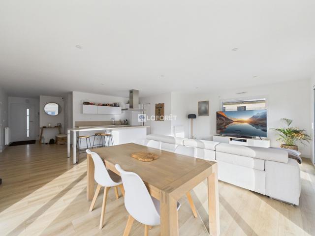 Maison Plomeur 4 pièce s 95 m2 95m² Plomeur