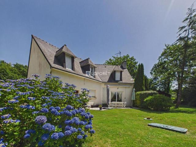 Maison Ploneour Lanvern 6 pièce s 130 m2