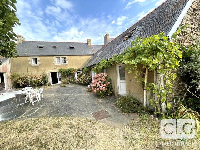 Maison Plovan 8 P sur 900 m2 env