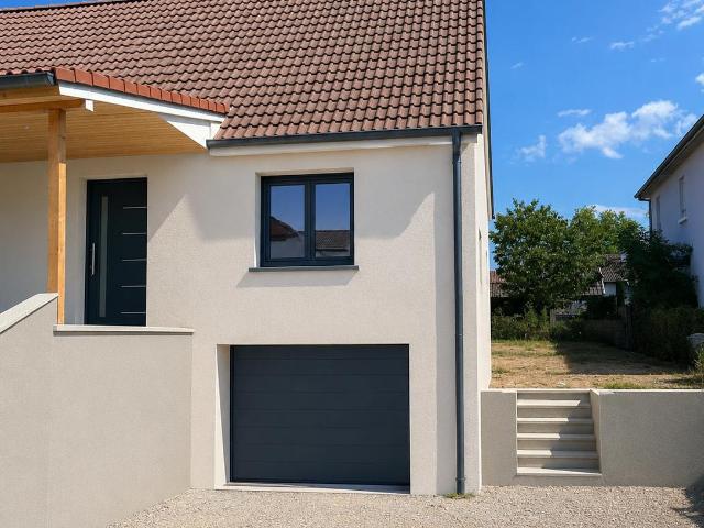 MAISON PP 4 PIECES 80 M2