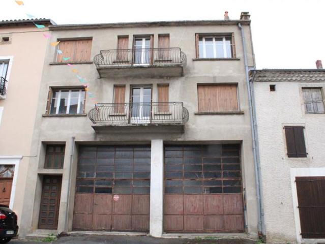 Maison Pradelles 12 pièce s 200 m2 avec grands garages