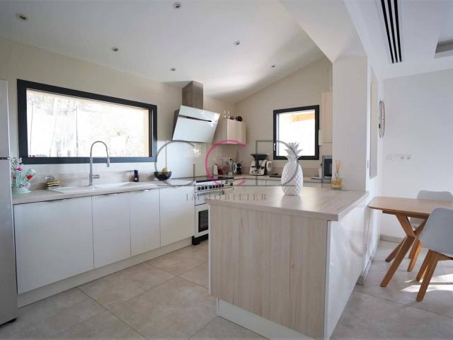 Maison prestations haut de gamme T6 130m² + T1 indépendant 24m²