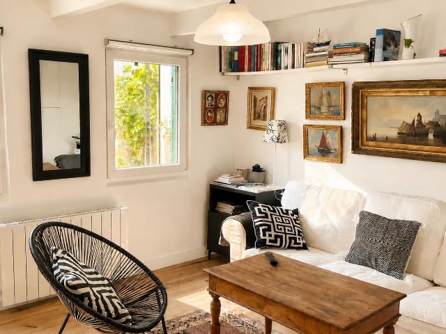 Maison principale et une petite maison sur même terrain à vendre