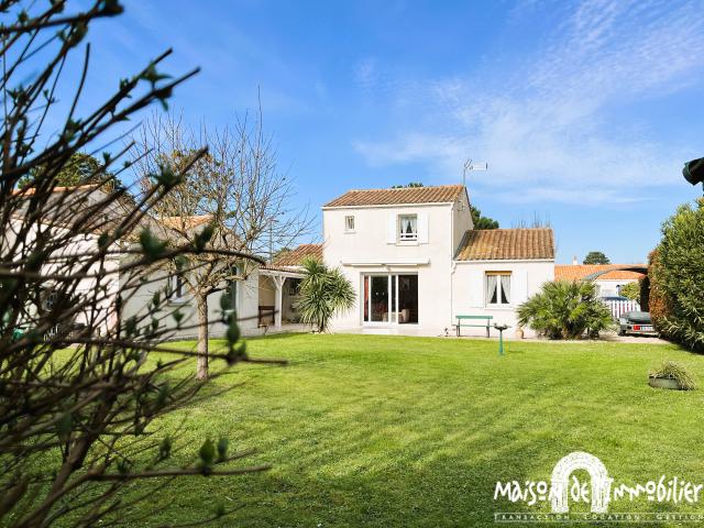MAISON PROCHE CENTRE MESCHERS SUR GIRONDE CHARENTE MARITIME 4 PIECES JARDIN DEPENDANCES