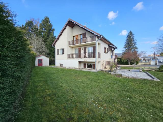 Maison proche commerces à Valdahon